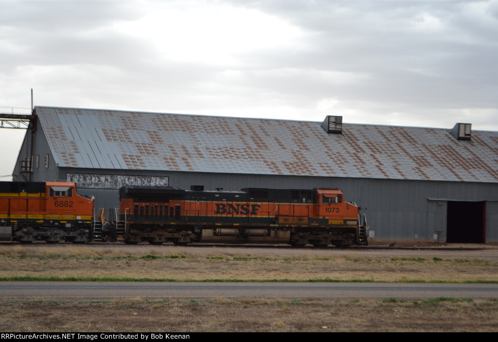 BNSF 1073